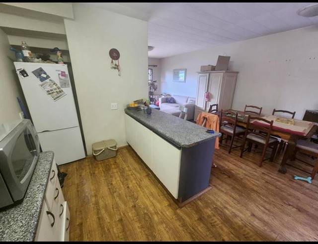 2 BEDROOM TOWNHOUSE FOR SALE IN PIERRE VAN RYNEVELD